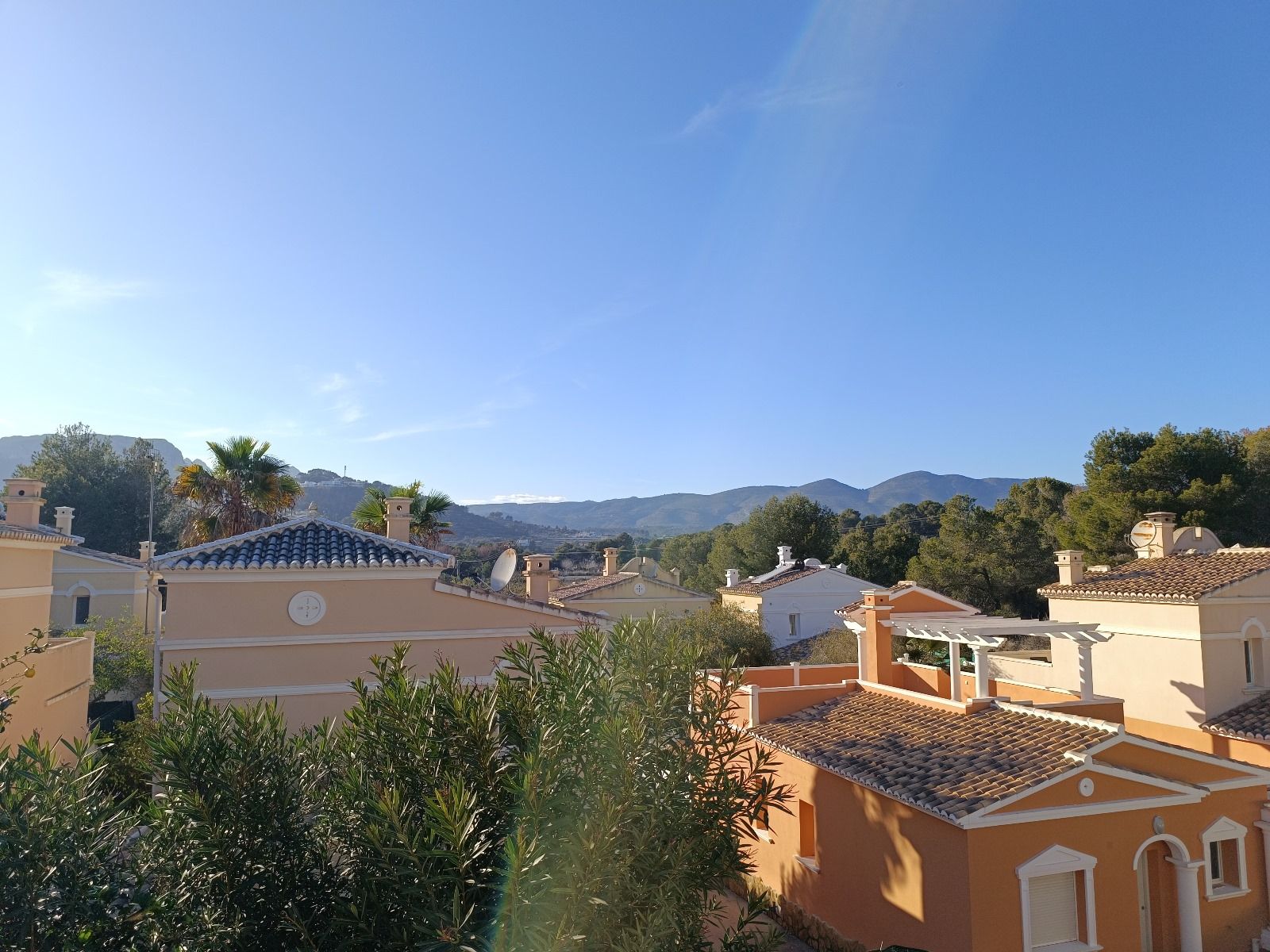 Semi-detached bungalow in Calpe — photo 35