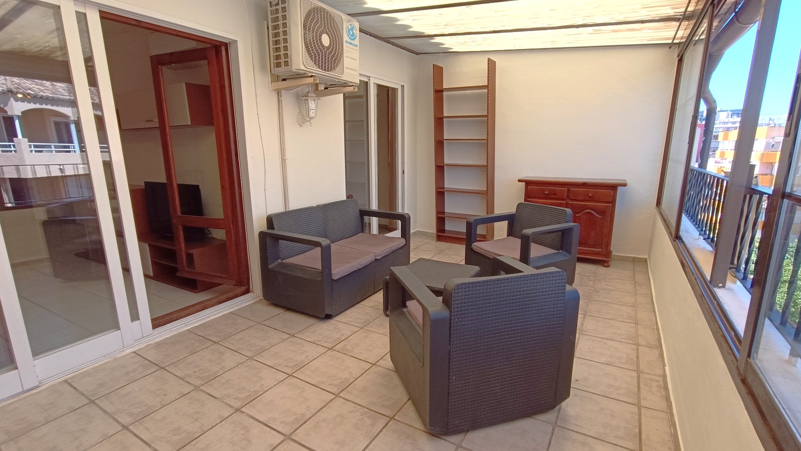 Stunning penthouse just steps away from Arenal Beach in Calpe! — photo 4