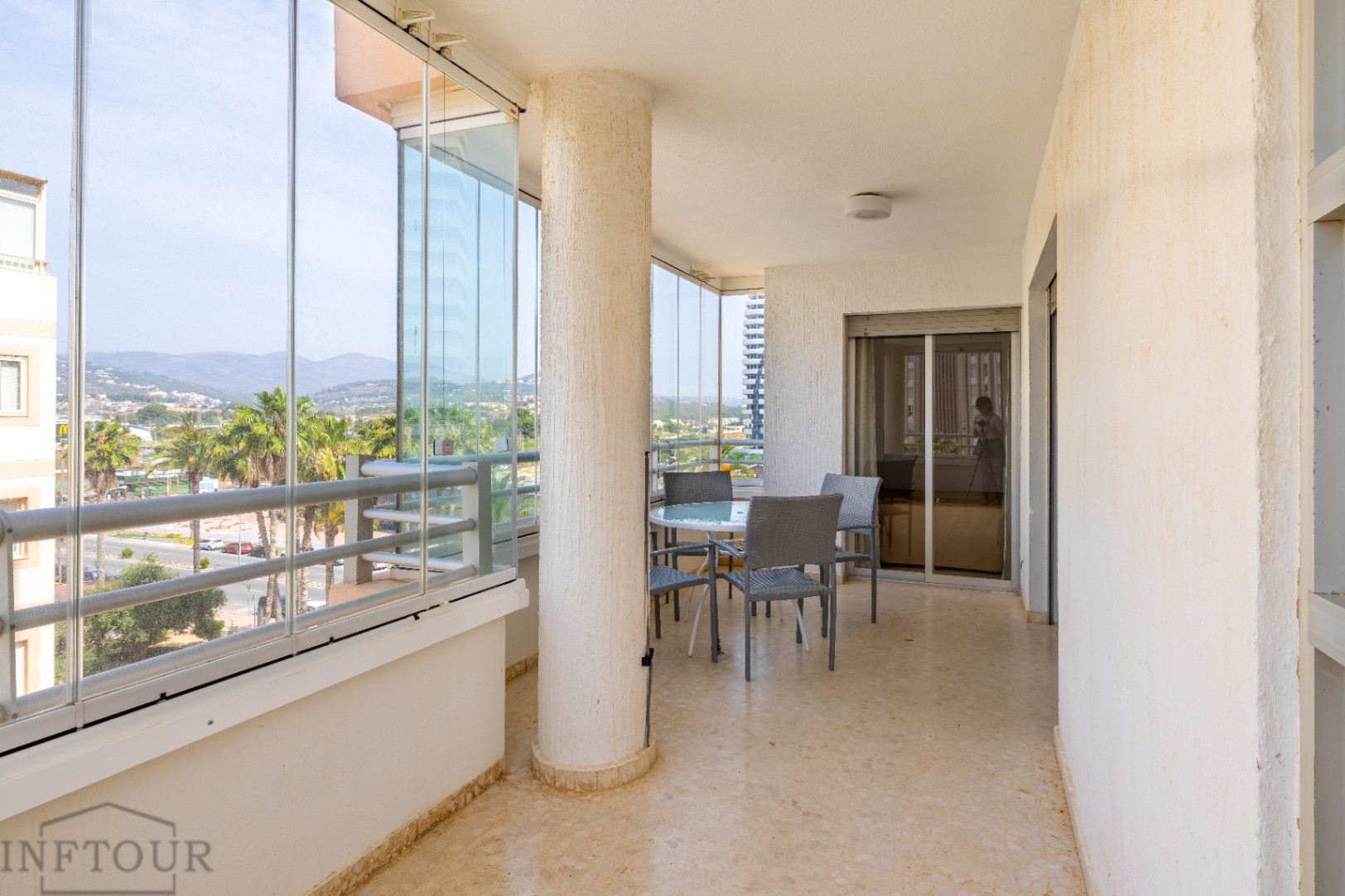 Apartment with sea and mountain views in central and quiet area of Calpe, with 2 bedrooms and swimming pool — photo 5
