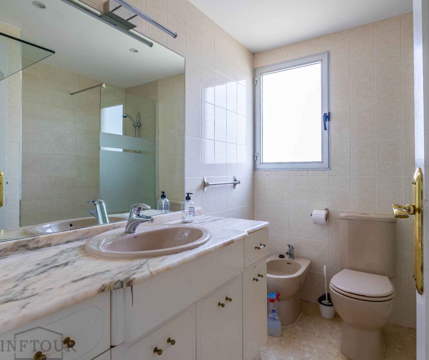 Apartment with sea and mountain views in central and quiet area of Calpe, with 2 bedrooms and swimming pool — photo 9