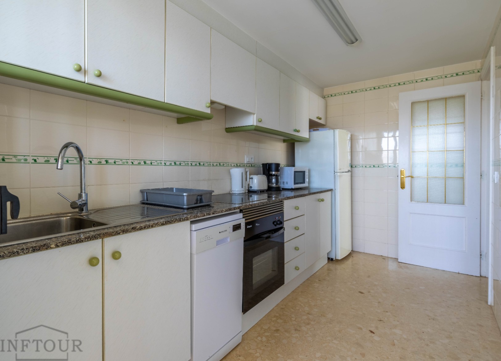 Apartment with sea and mountain views in central and quiet area of Calpe, with 2 bedrooms and swimming pool — photo 16