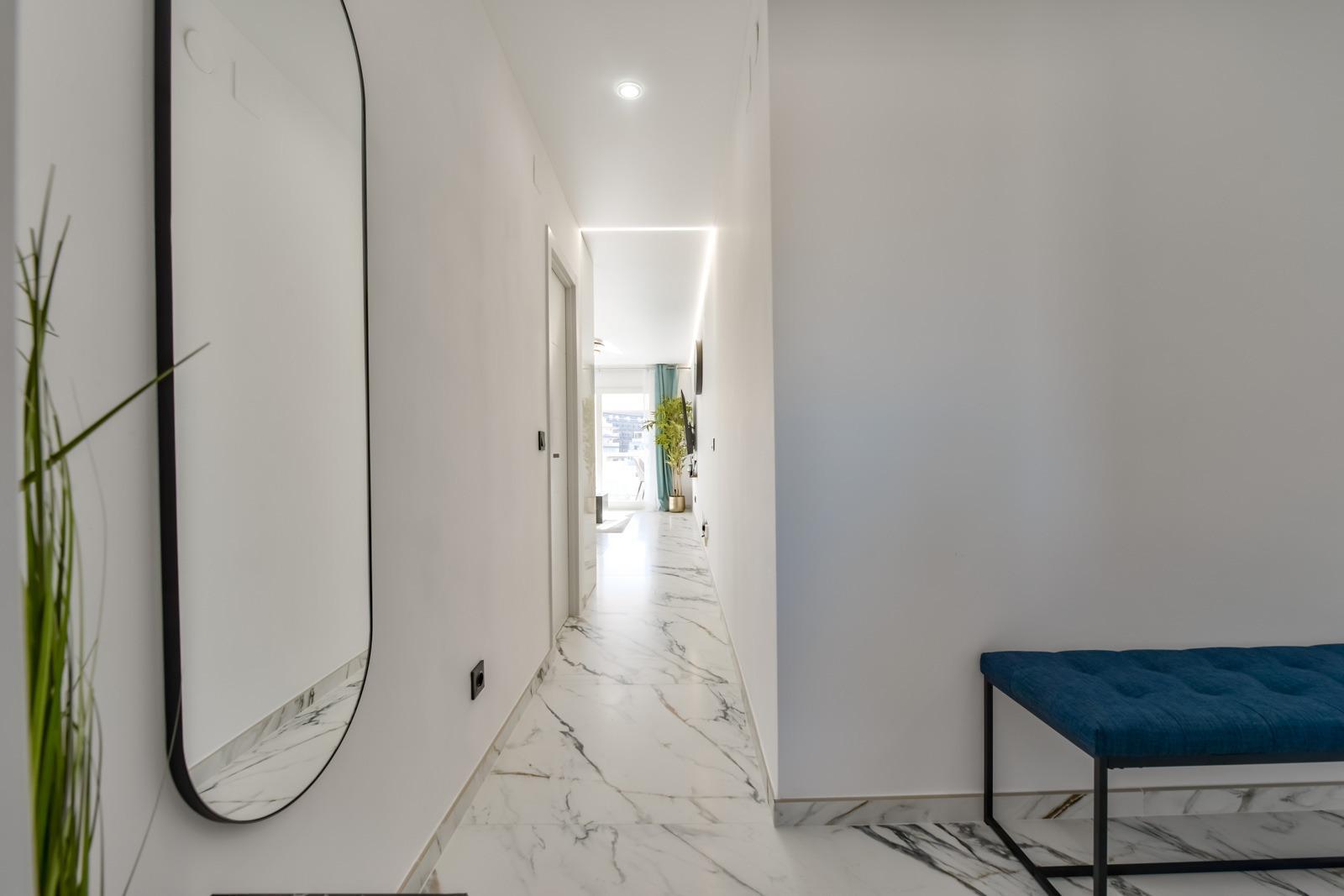 3-Bedroom Penthouse in the Heart of Calpe with Pool — photo 8