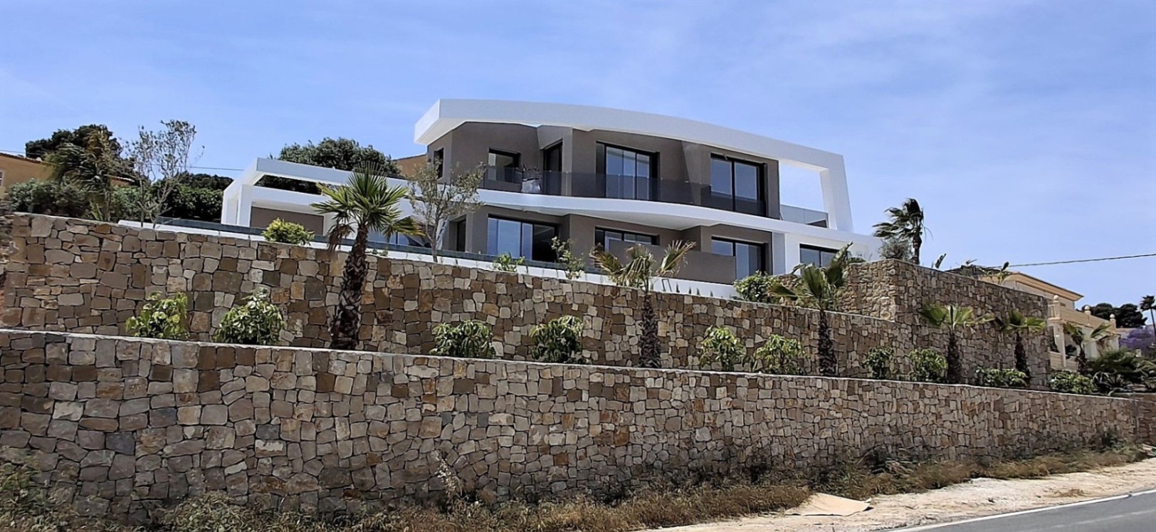 Nowy luksusowy dom z otwartym widokiem na Moraira i plażę Fustera — zdjęcie 9