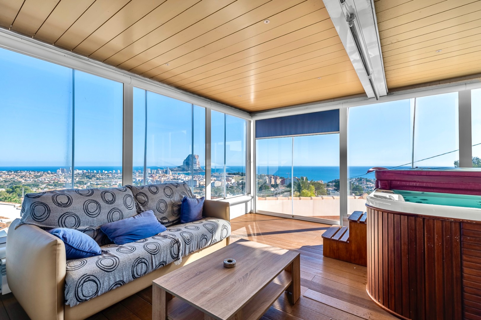 Chalet for sale in Calpe, Vista Ifach: 4 bedrooms and private pool. — photo 9