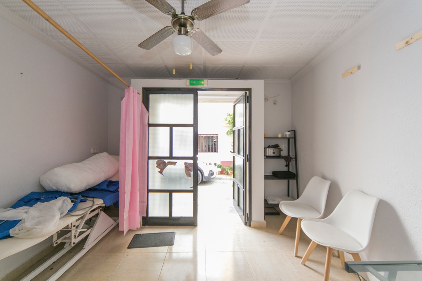 Budynek na sprzedaż w Calpe, 3 pokoje i 2 łazienki. — zdjęcie 21