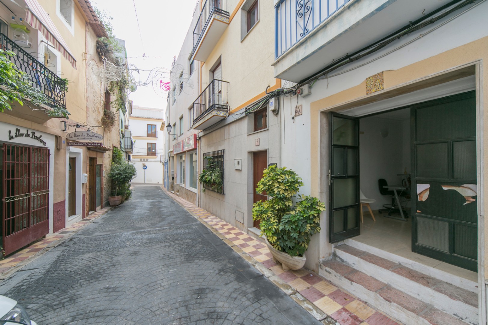 Budynek na sprzedaż w Calpe, 3 pokoje i 2 łazienki. — zdjęcie 23