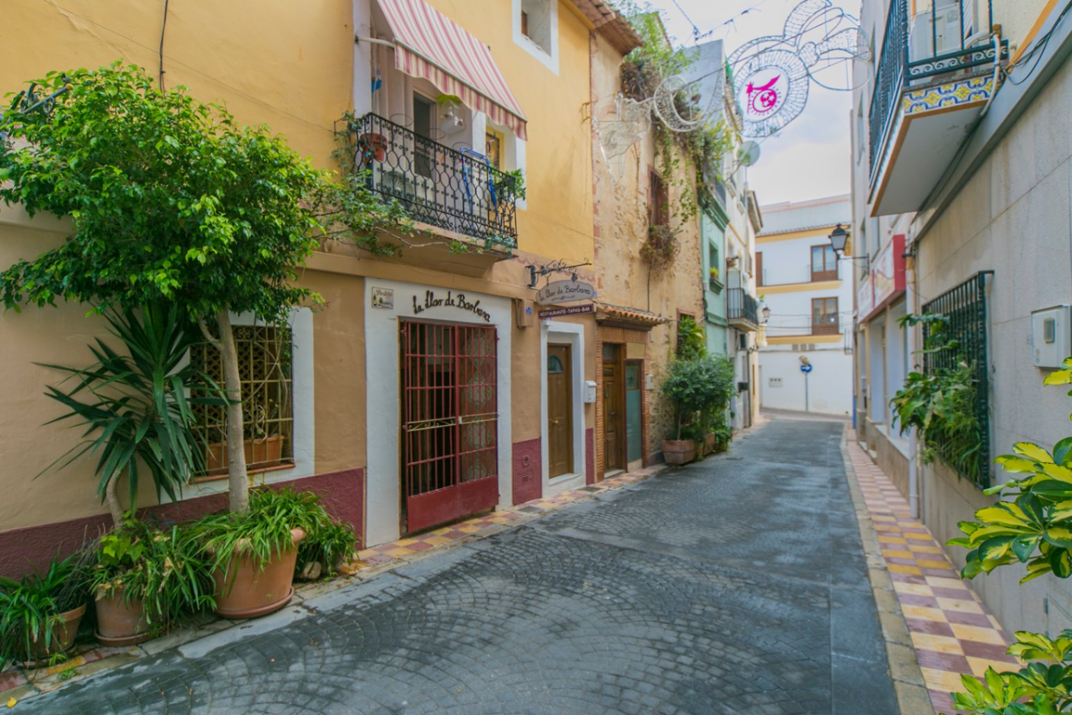 Budynek na sprzedaż w Calpe, 3 pokoje i 2 łazienki. — zdjęcie 24