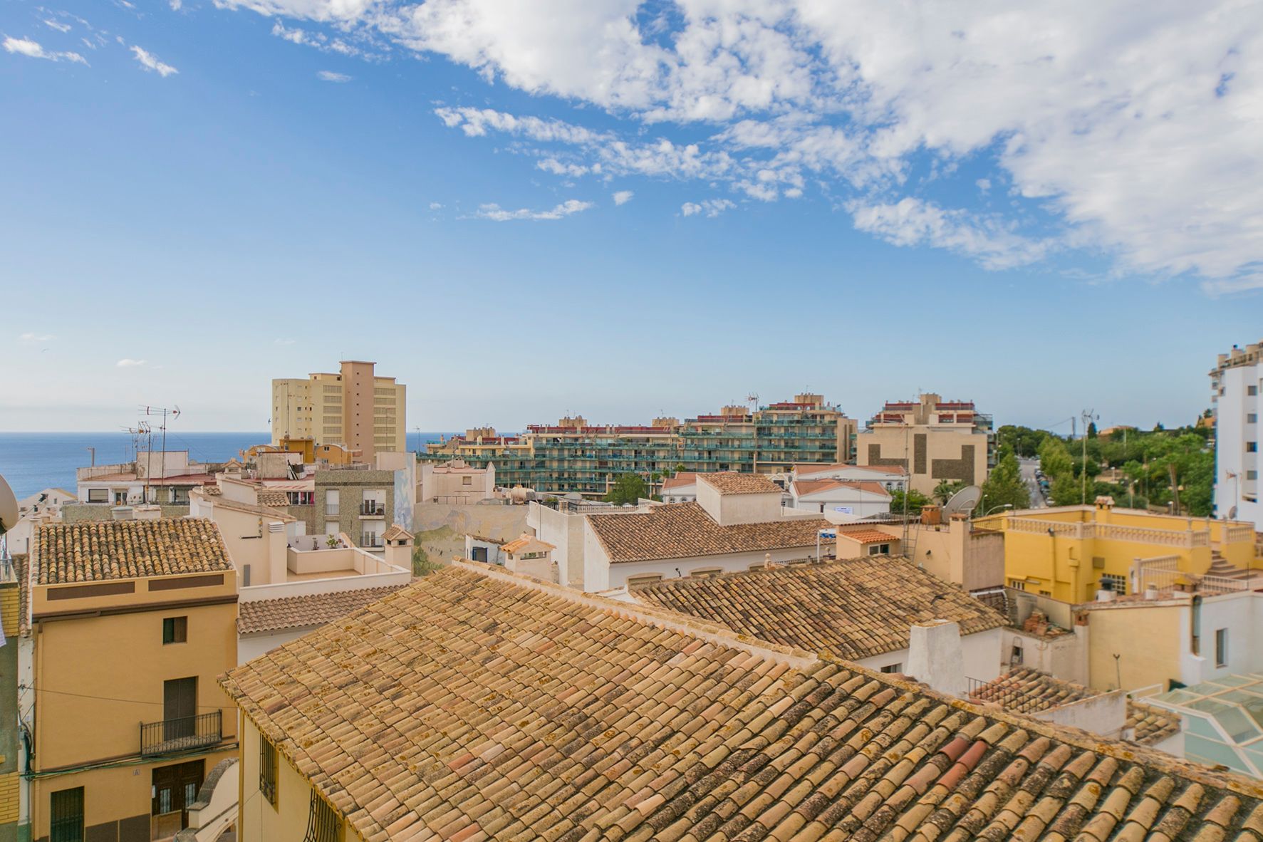 Budynek na sprzedaż w Calpe, 3 pokoje i 2 łazienki. — zdjęcie 11